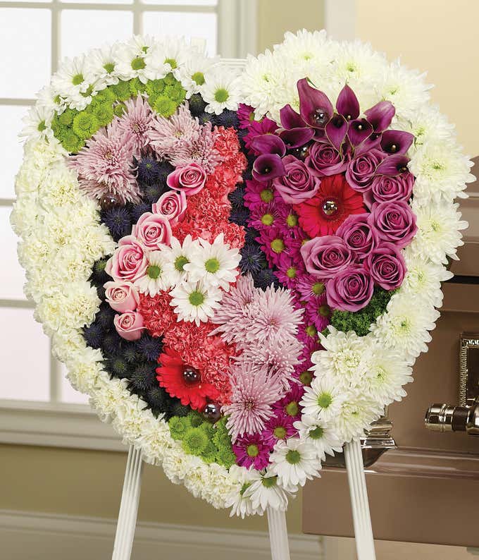 Standing Heart Wreath- Grace – Flowers By Evelyn