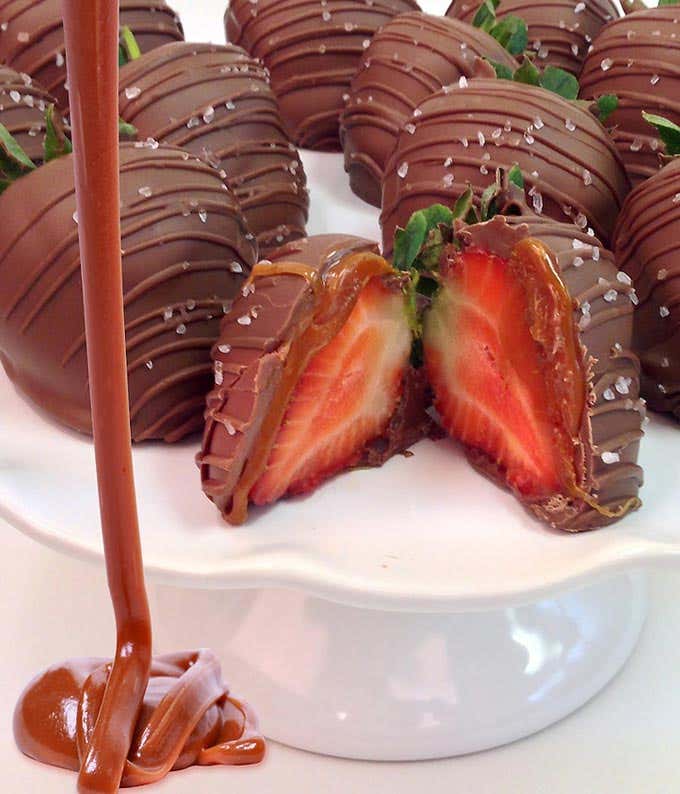 Sea Salt & Caramel Chocolate Covered Strawberries - 12 Pieces
