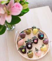 Alternative image 1 for Flower Power - Belgian Chocolate Covered Strawberries