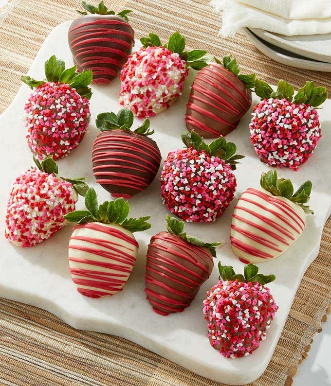 Valentine's Day Chocolate Covered Strawberries