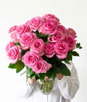 Alternative image 3 for Two dozen long stem pink roses