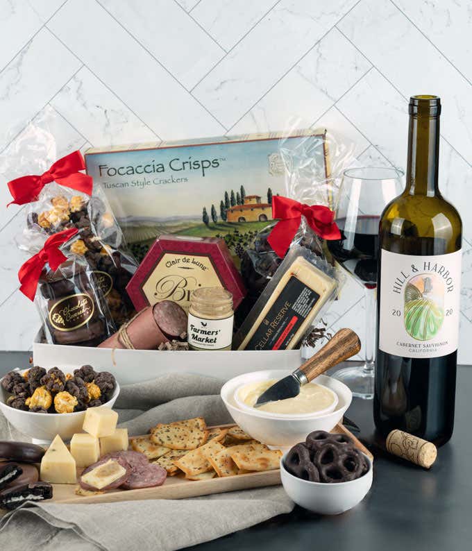 Red Wine with Sweet & Savory Gift Box