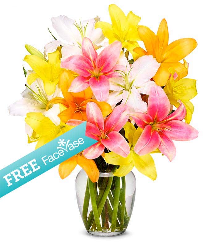 Stunning Lily Bouquet with Free Facevase