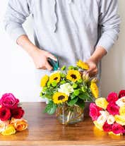 Alternative image 1 for Florist delivered flowers for cheap. 