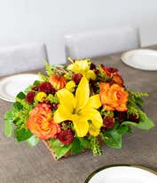 Alternative image 1 for Woven basket flower centerpiece