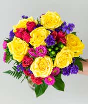 Alternative image 1 for Yellow roses, hot pink roses and asters for delivery