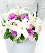 Alternative image 1 for pink roses, purple carnations and white lilies in a clear Vase