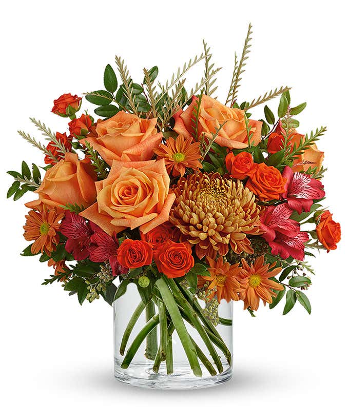 Modern vase with a luxury Autumn bouquet