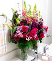 Alternative image 1 for Bold Elegance Bouquet
