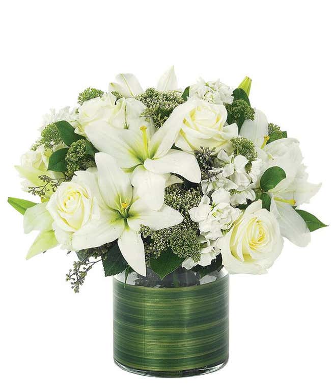 Lovely Lily &amp; Roses Bouquet - All White