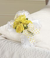 Yellow Rose & Alstroemeria Pillow Cross