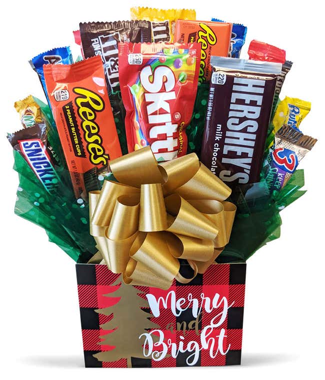 Gift box featuring Full Size Candy Bars, Fun Size Candy Bars, Candy Assortment in a Christmas Theme