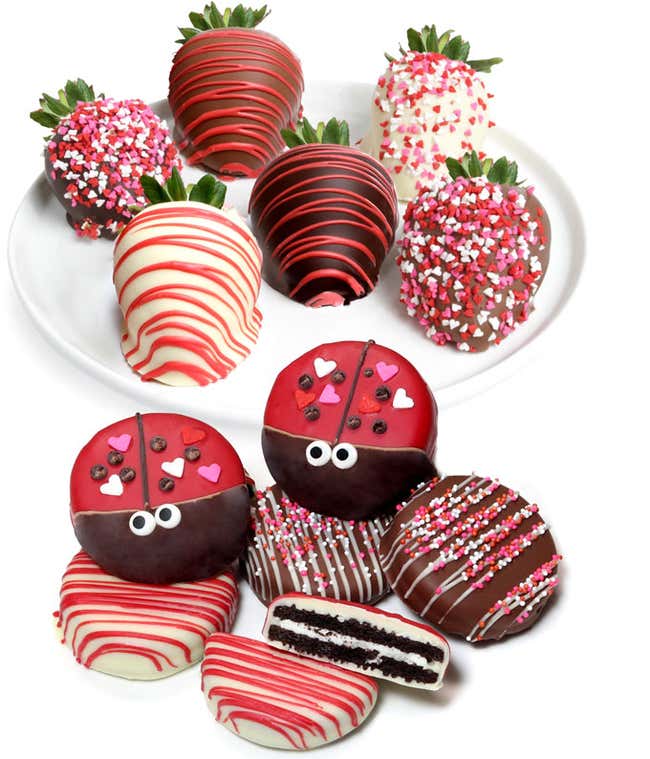 6 ladybug decorated chocolate covered Oreos, paired with 6 red decorated chocolate covered strawberries
