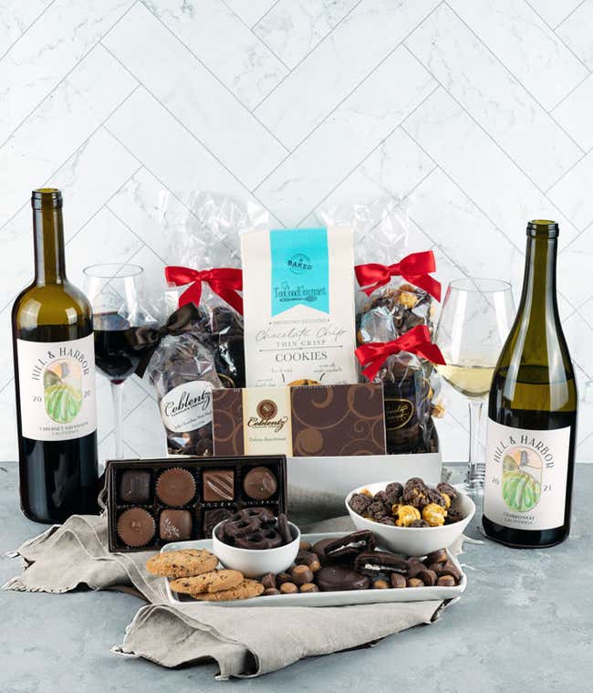 Deluxe Red &amp; White Wine &amp; Sweet Treats Gift Box