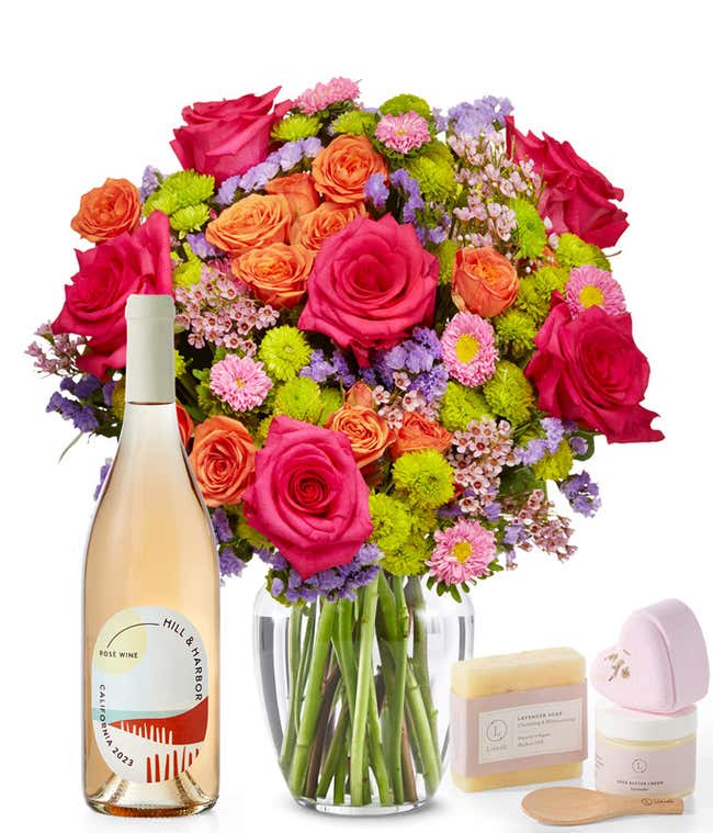 Strawberry Sundae with Ros&eacute; Wine &amp; Spa Set