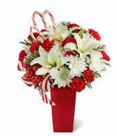 The Holiday Happiness&trade; Bouquet by FTD&reg;