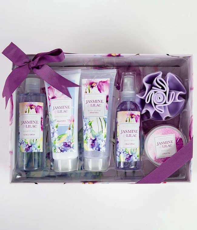 Luxurious Lilac Spa Gift Set