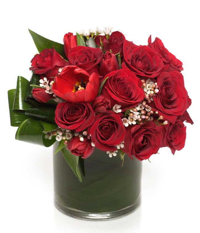 Red Roses &amp; Tulips Luxury Bouquet